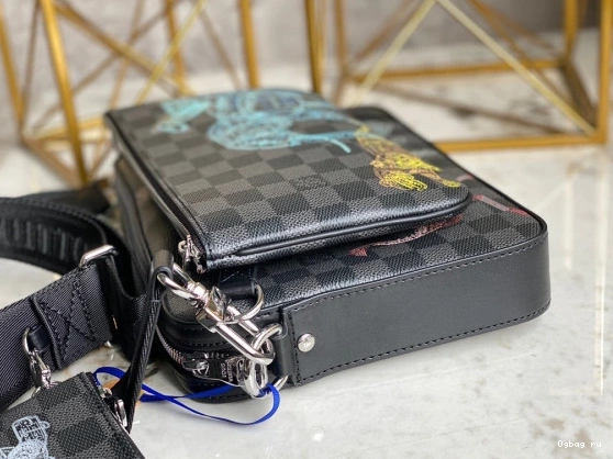 TRIO VUITTON LOUIS MESSENGER 0709